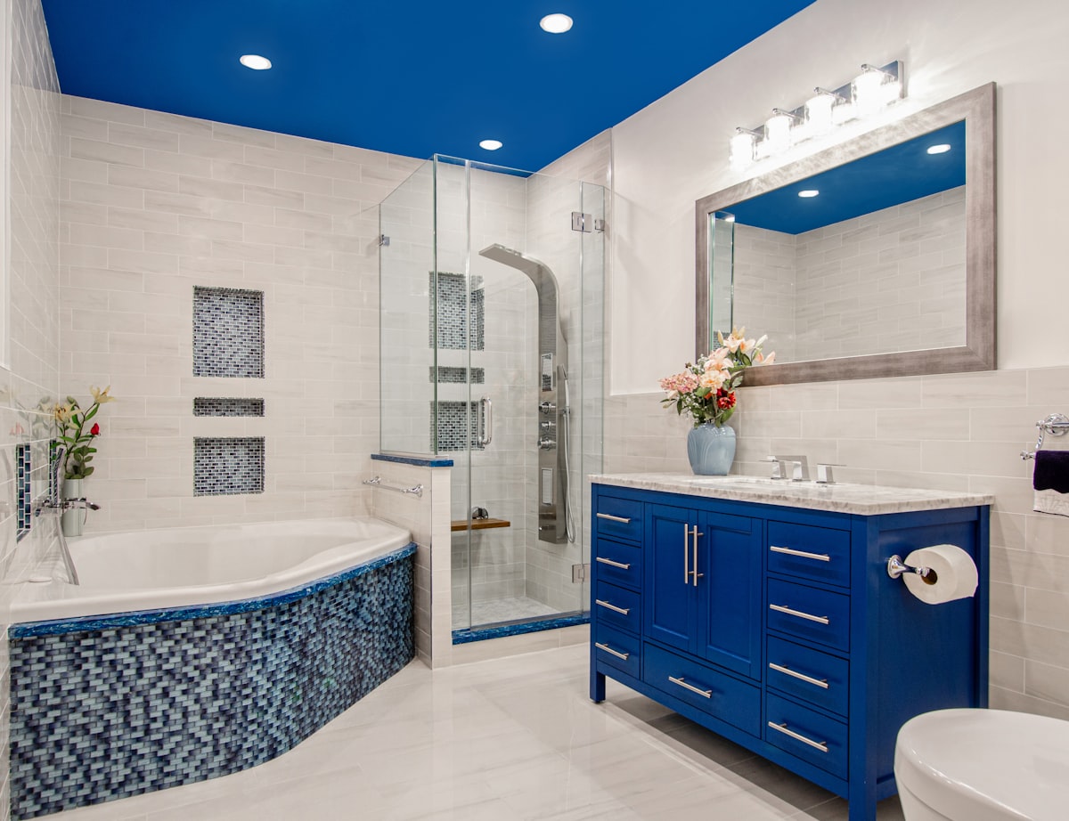 Finding the Best Bathroom Contractors in My Area for Your Home Renovation
