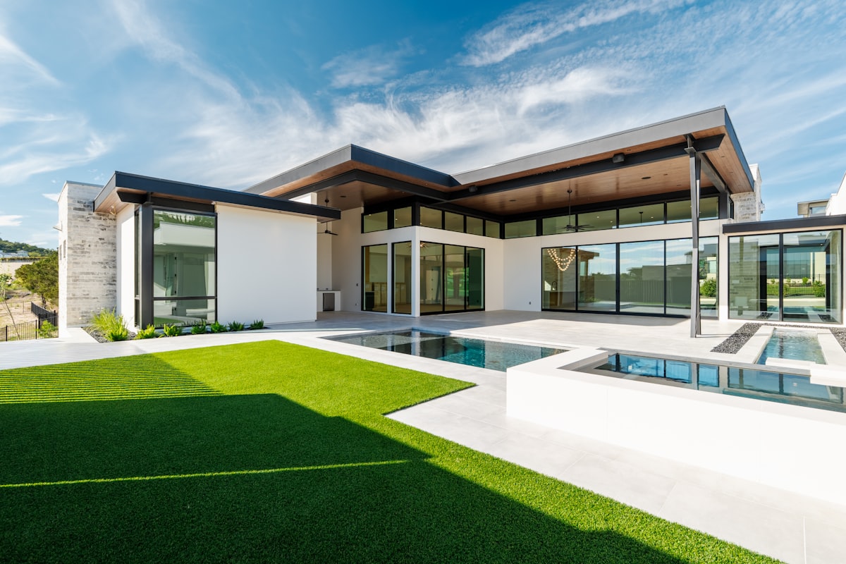 Buy Luxury House